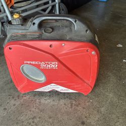  Predator 2000W Inverter Generator – Portable, Quiet & Reliable