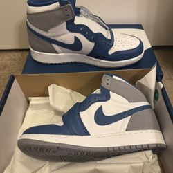 Air Jordan 1 Retro OG “True blue”