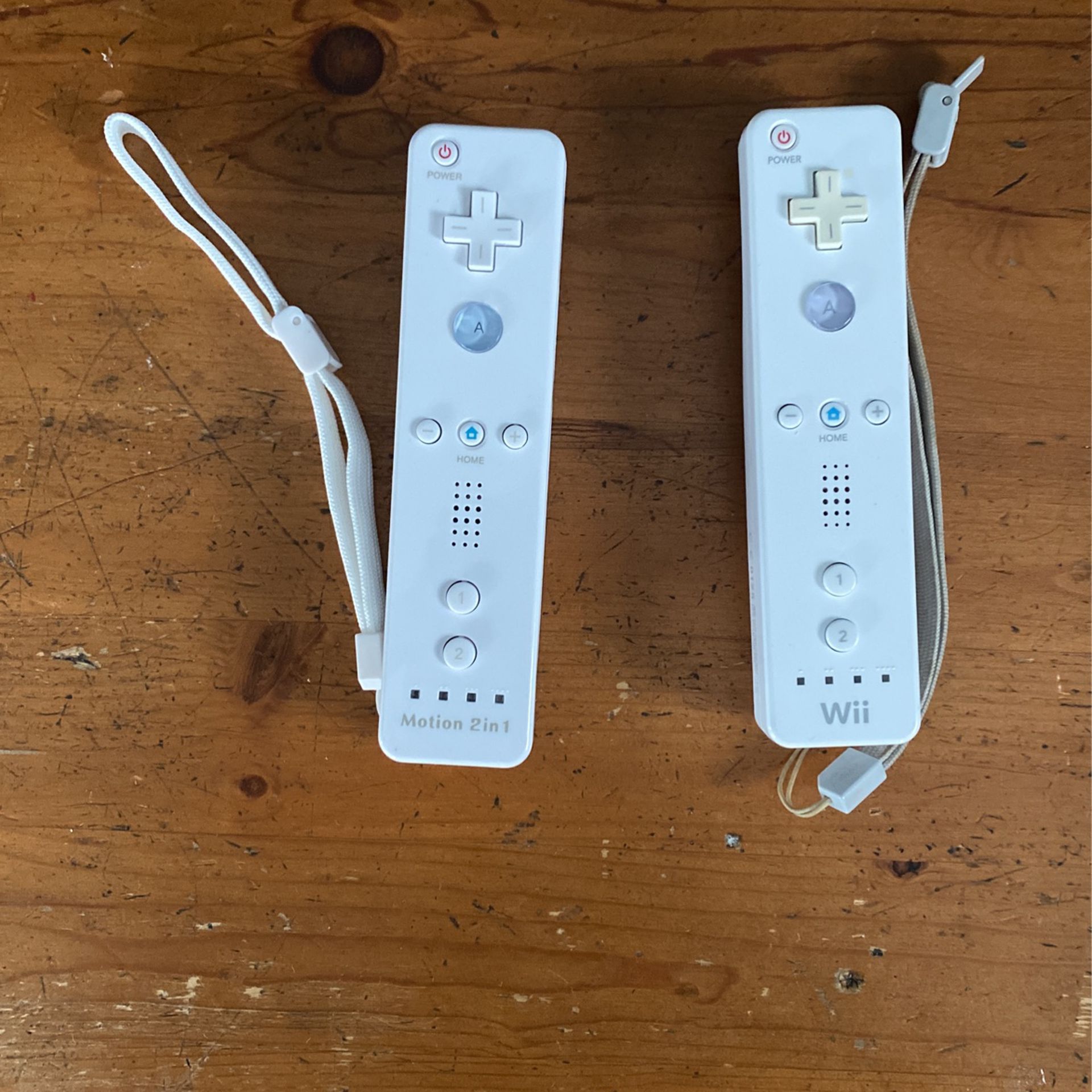 Nintendo Wii Remote (x2) [UPDATED]