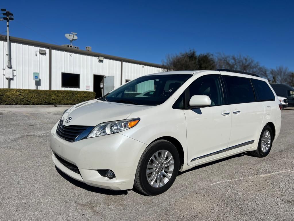 2015 Toyota Sienna