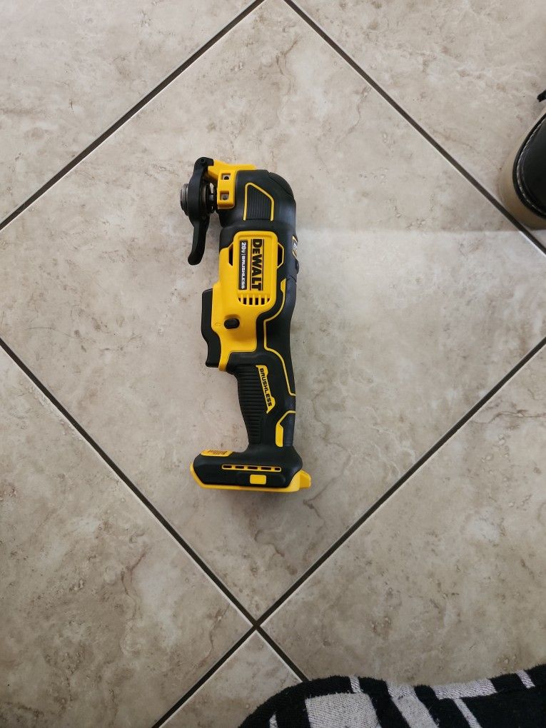 Dewalt