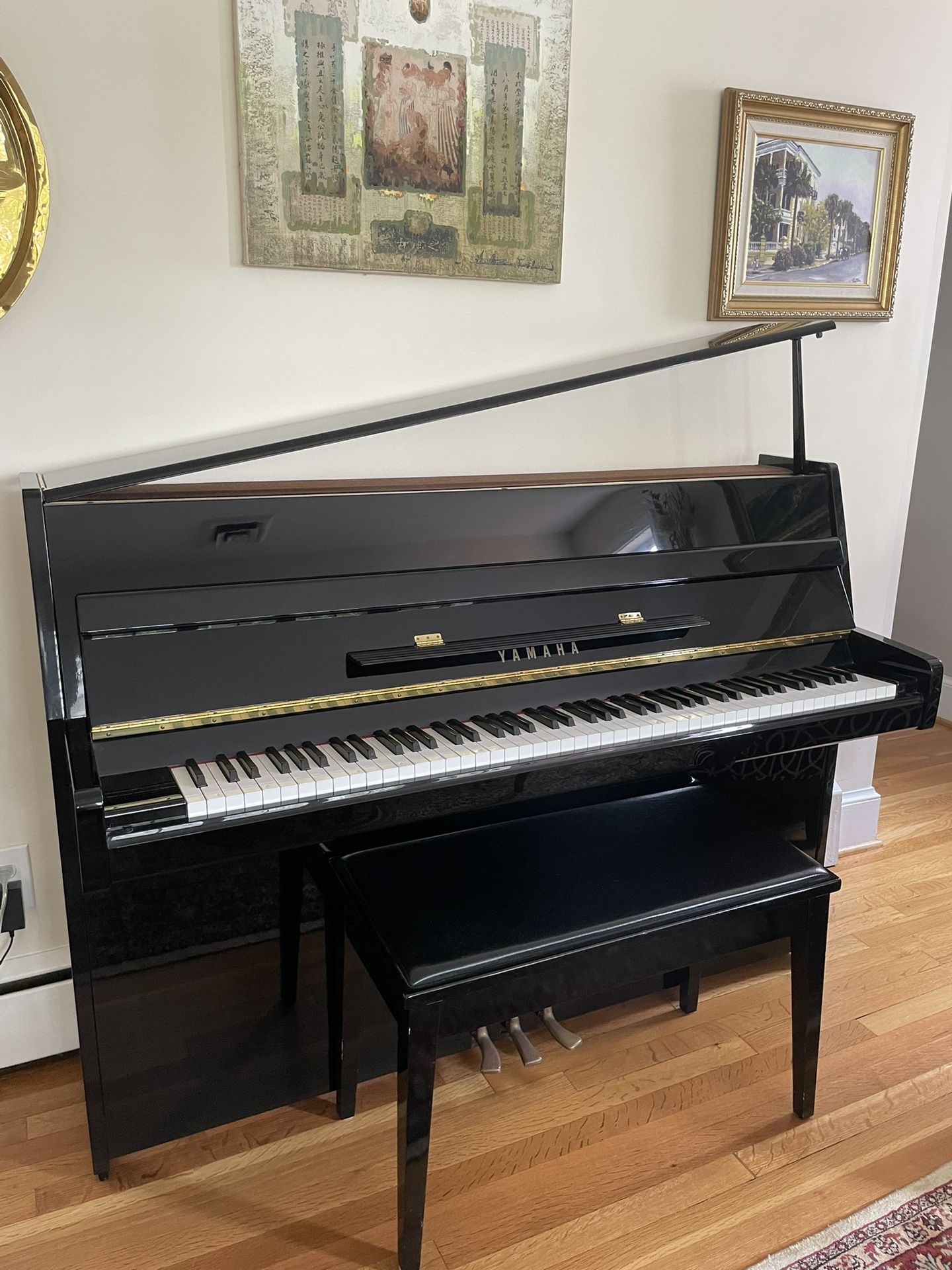Yamaha Upright Piano M1E Ebony