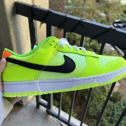 Nike Dunk Low SE