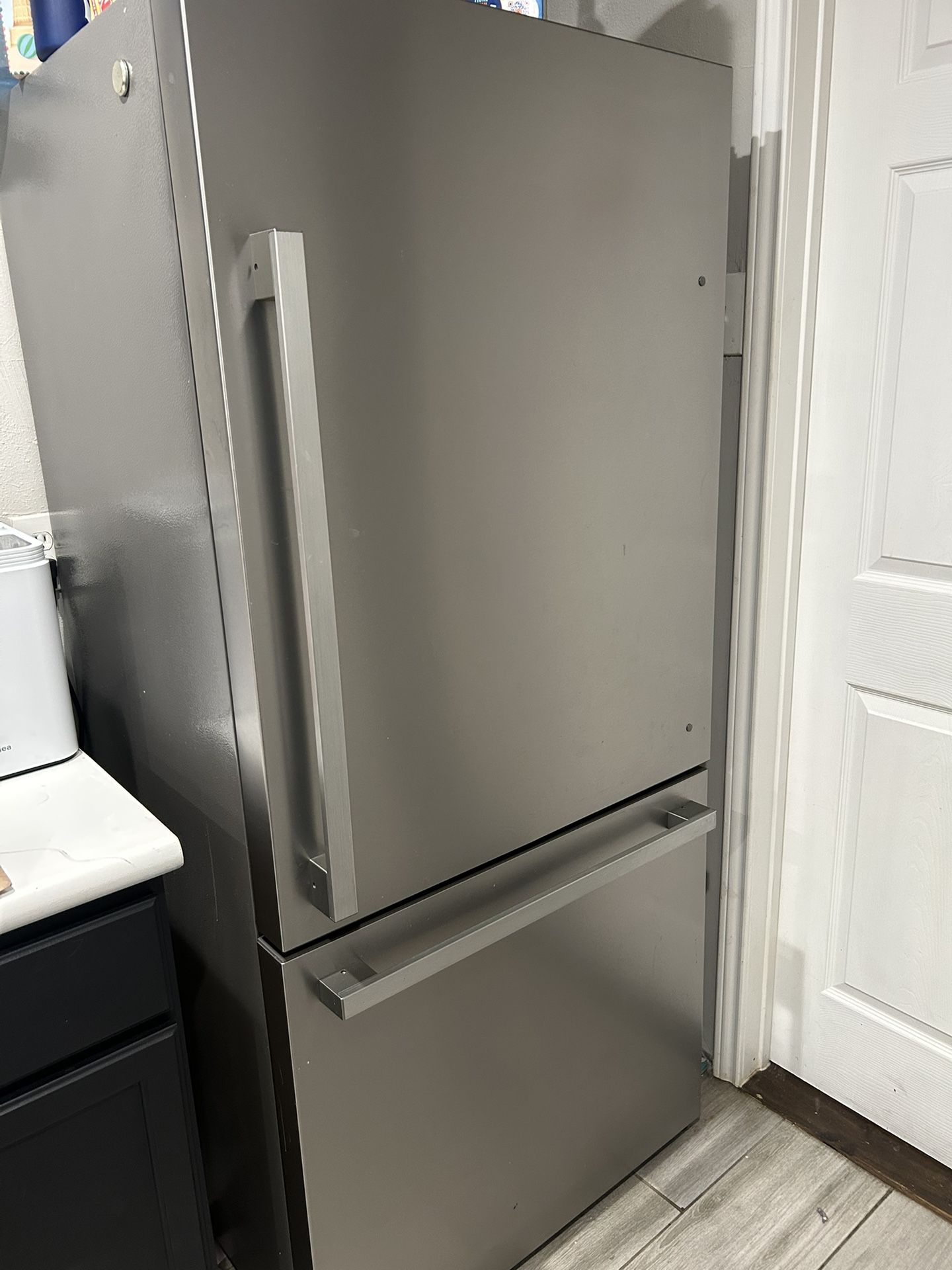 Hisense Refrigerator Bottom-freezer