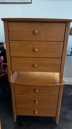 bedroom set, no mattress