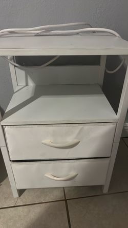 Bed side table