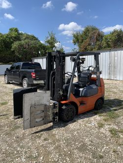 Forklift