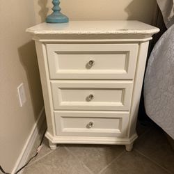 White 3 Drawer Nightstand 