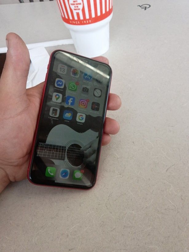 iPhone 11 64 Gb