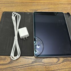 2022 Apple iPad Air 5th Gen M1 Chip 10.9” 64GB Pink Case Charger