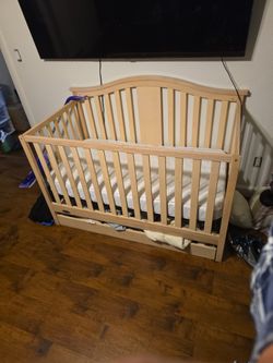 Greico Crib Great Condition