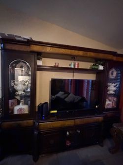 Tv stand