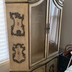 Corner Cabinet 