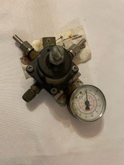 857A Compressed Gas Regulator UL