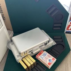 Poker Table + Chip Set + Gold Cards 