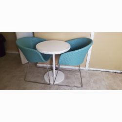 Small Table With Chairs