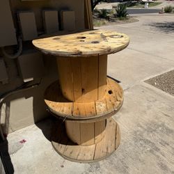Decorative Spools X2