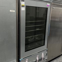 New 36” Subzero Bottom Freezer Built In Refrigerator 