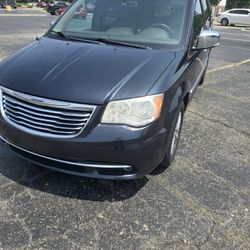2013 Chrysler Town & Country