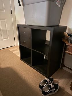 2x2 cube storage unit with drawers
