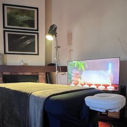 55” 4k Smart TV + JBL Sound Bar