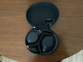 Sonys WH 1000M4 wireless headphones
