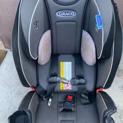 GRACO CAR SEATS 