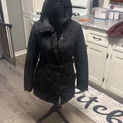 Woman’s North Face Jacket 