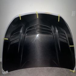 Q50 carbon vented hood 