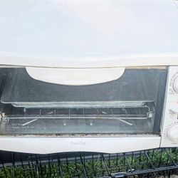 GE Toaster Oven / Air Fryer 