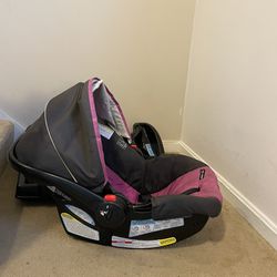 Graco Travel System With Car Seat And Stroller