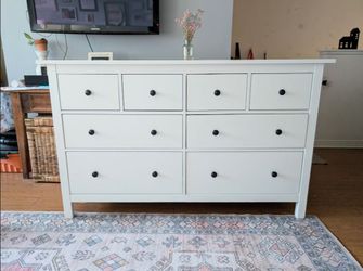 IKEA dresser - 8 drawers