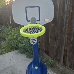 Little Tikes Basketball Hoop