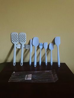 8 Pc. Silicone Kitchen Utensil Set New