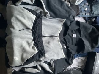 Full set Nike tech