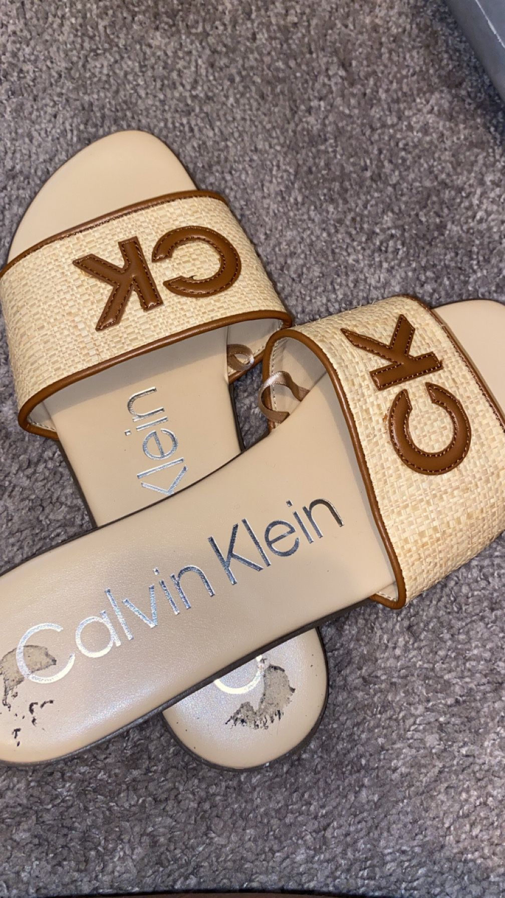 Calvin Klein 