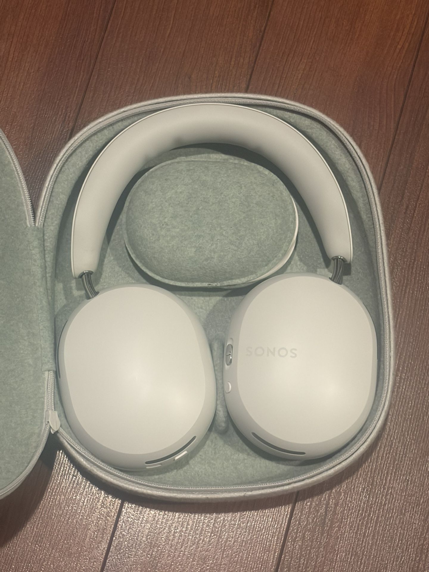 Sonos Ace Wireless Noise-Canceling Headphones — White
