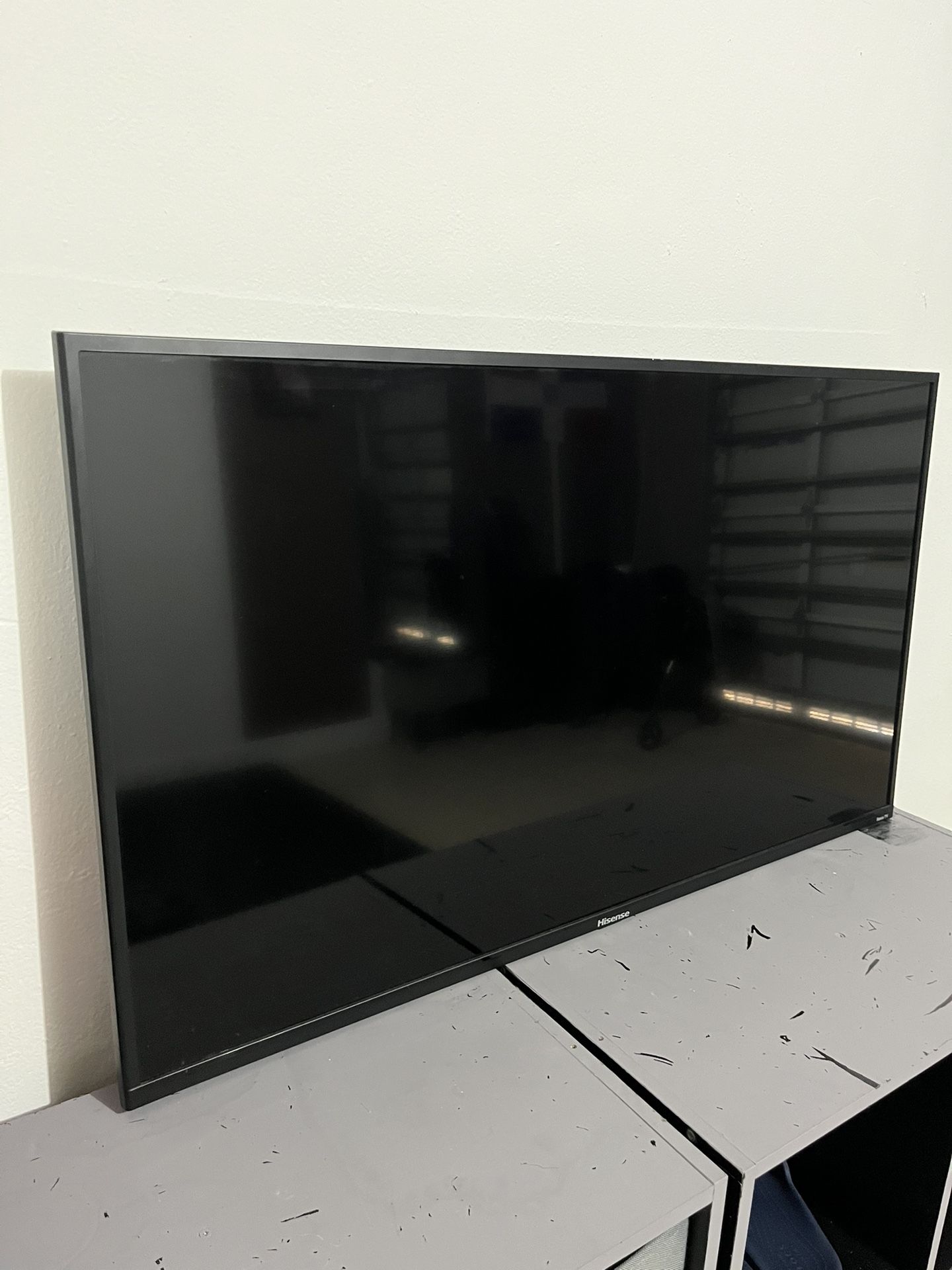 smart tv 36inch just needs a universal controller $150