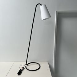 Pallet Of Floor Lamps Brand New House