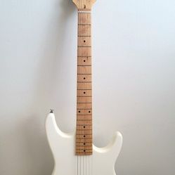 Viper GE93 Electric Guitar no Amp