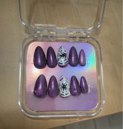 Handcrafted Press On Nails