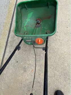 Scott’s spreader