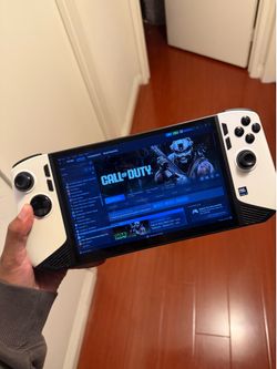 MSI Claw 8 AI+ A2VM PC Gaming Handheld: Intel Ultra 7-258V, 8" FHD 120Hz Display, 32GB LPDDR5, 1TB SSD, Win 11 Home: White Polar Tempest Edition-084US