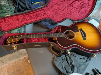Taylor 214ce barely used with case