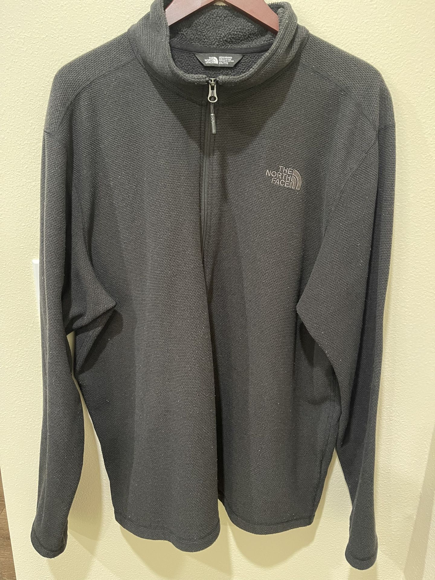 The North Face Men's 1/2 Zip Fleece - Size: XXL - Used