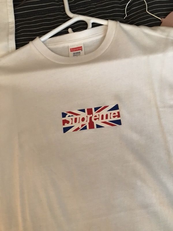 Union Jack supreme box logo size Large