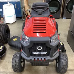 Troy-Bilt Pony 42 In. 7 Speed Manual Drive Gas Front Engine Riding Lawn Mower 