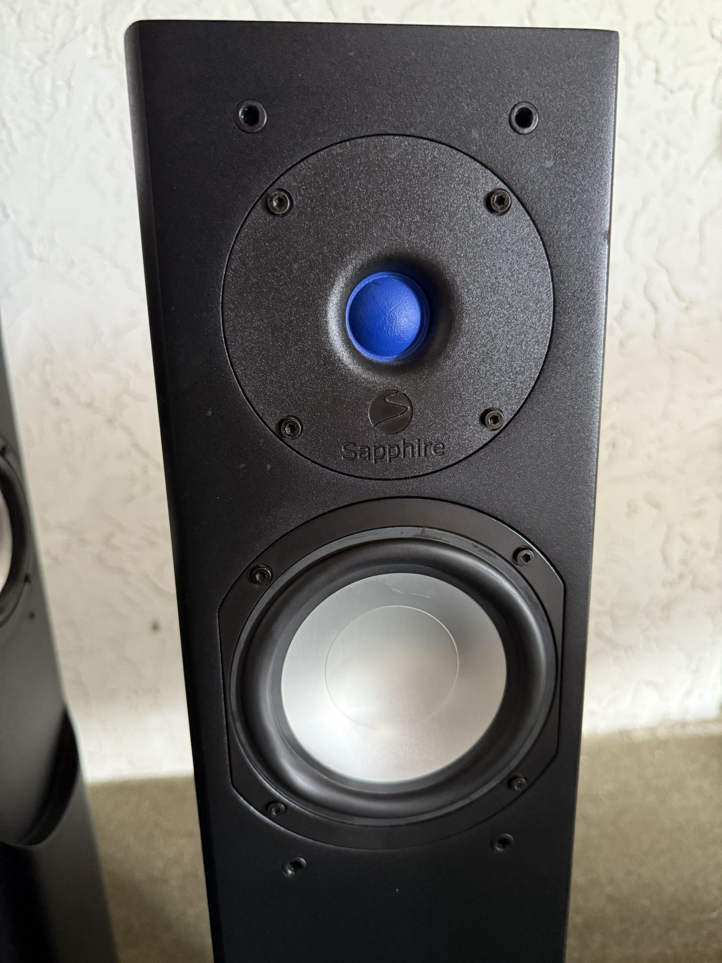 Speaker Sapphire