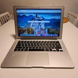 MacBook air 13-inch early 2015 Intel Core i5 1.6 GHz 8GB RAM  121GB flash storage  macOS Monterrey  version 12.7. Nothing wrong ** no trades **