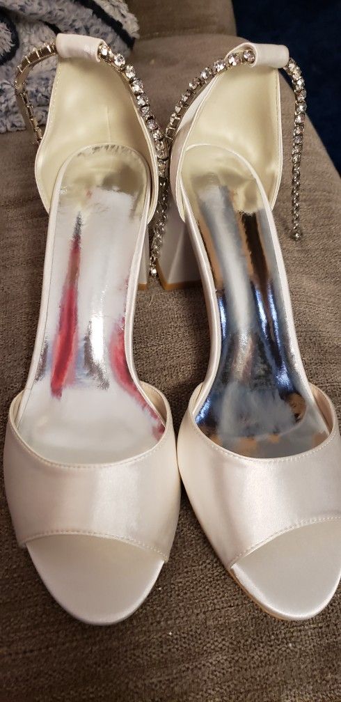 Mid Heel Wedding Shoes with Rhinestones Peep Toe Ribbon Evening Shoes for Women Formal Low Heel